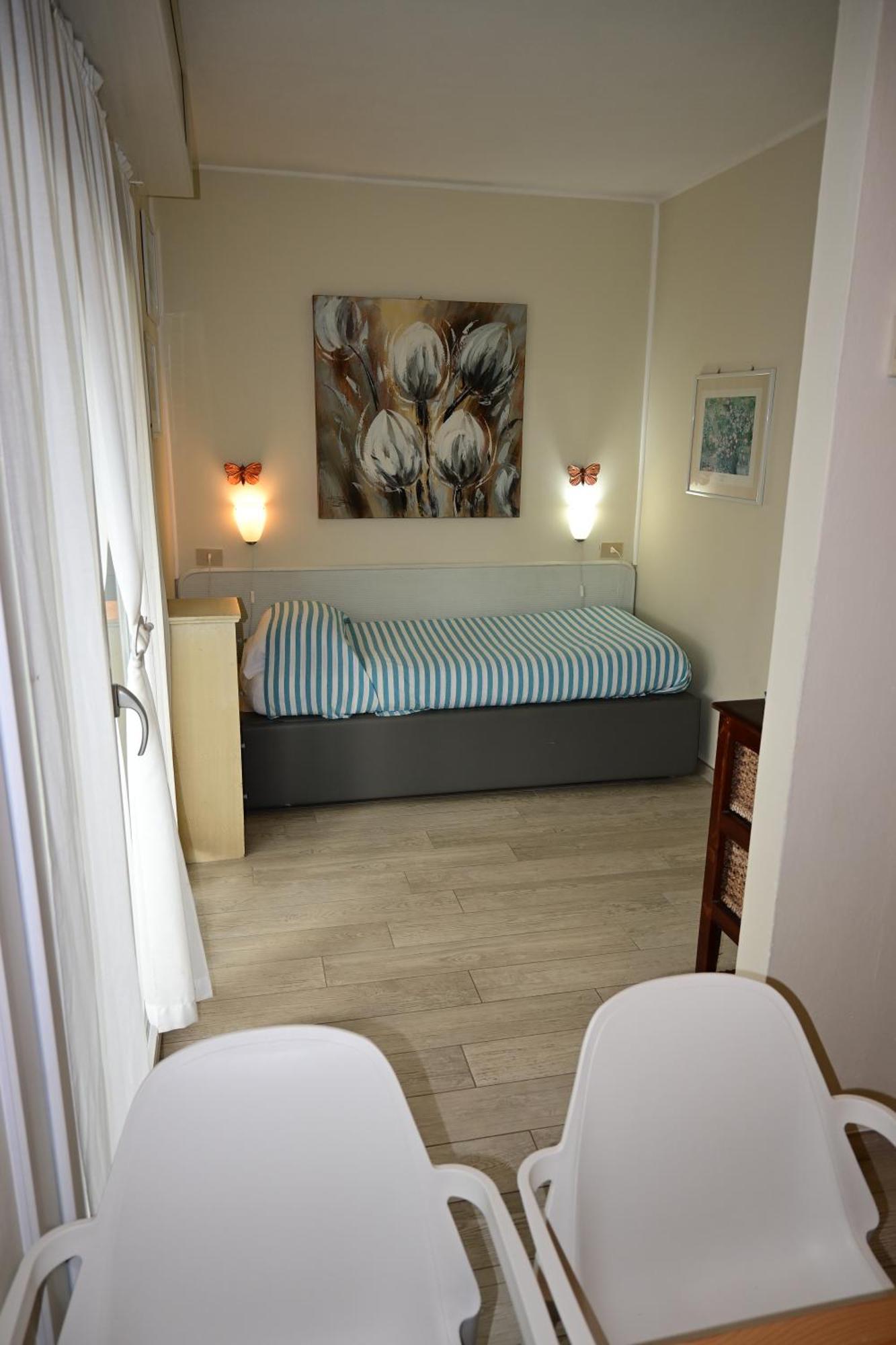 Residence Il Mandorlo Lacona Exterior foto